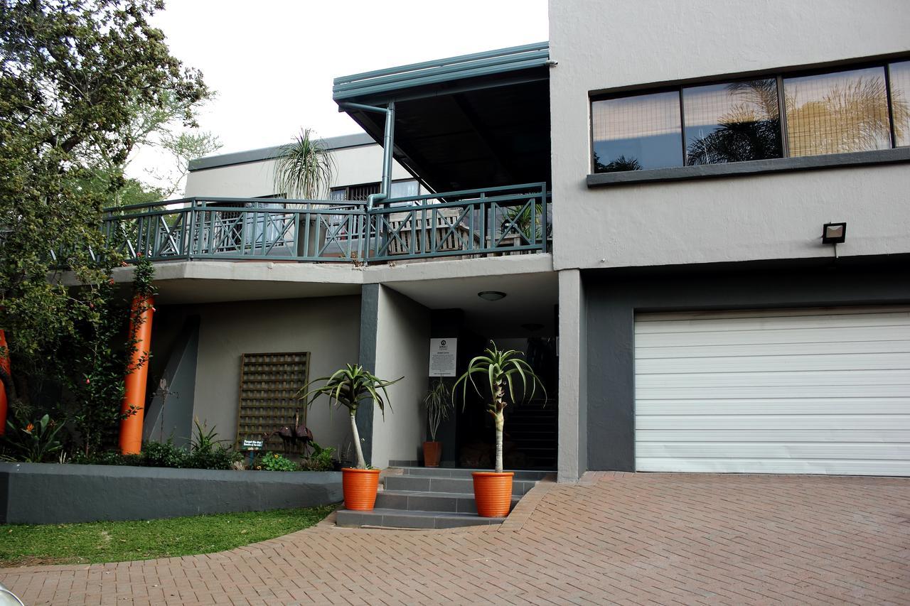 Koru Guesthouse Pretoria-Noord エクステリア 写真
