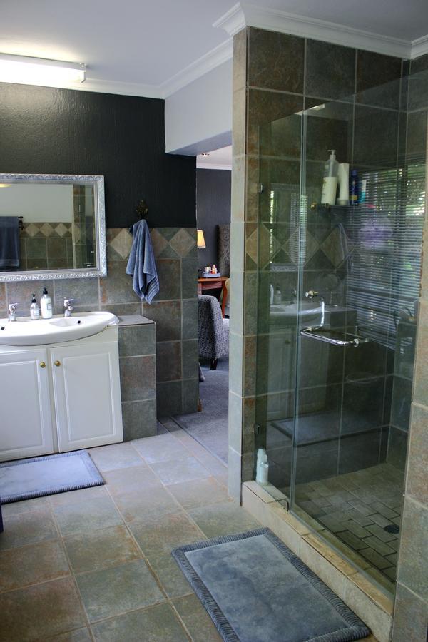 Koru Guesthouse Pretoria-Noord エクステリア 写真