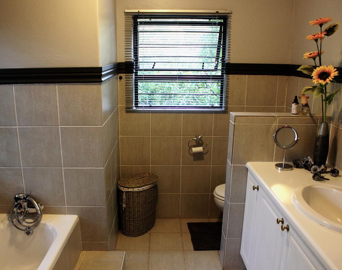 Koru Guesthouse Pretoria-Noord エクステリア 写真